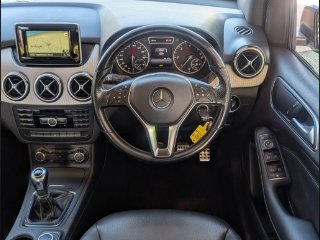 /photos/9641/052e8147-1cc3-49bc-9424-b3f1aa08c139_i320x240.jpg
