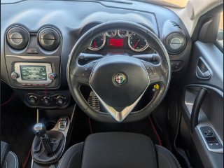 /photos/9641/082a4b80-b067-4ac6-bdc0-43df0a40a346_i320x240.jpg