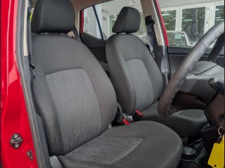 /photos/9641/5b96ce74-8b98-4650-997c-ca61e1bbf3d0_i320x240.jpg