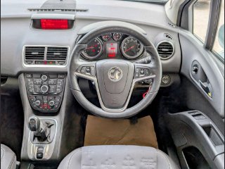 /photos/9641/71e175e3-7bf5-44ad-a500-77f888e315e0_i320x240.jpg