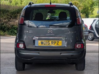 /photos/9641/95b17a70-0b47-4d7b-b0f4-2d54a617829e_i320x240.jpg