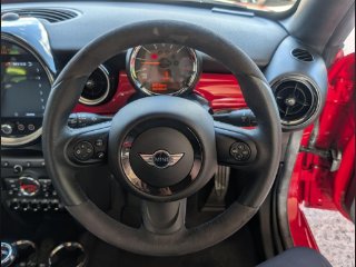 /photos/9641/9818ddae-8967-4898-bc12-95b499d43a76_i320x240.jpg