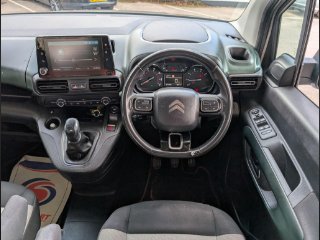 /photos/9641/d30f61de-40be-4293-8c95-948c090fceb3_i320x240.jpg