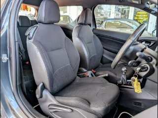 /photos/9641/e8573526-5aee-4040-8c02-770b478674db_i320x240.jpg