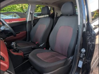 /photos/9641/f69e64e8-81cd-42e5-b478-c46e2fd43cc4_i320x240.jpg