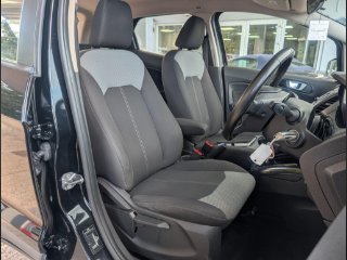 /photos/9641/f7d1cb7c-3e91-46c5-8c73-59aae6527c8e_i320x240.jpg